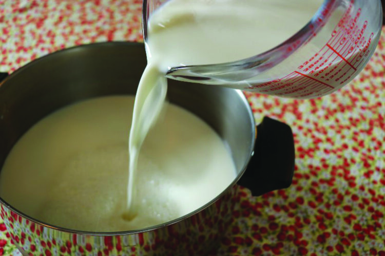 milk-saucepan